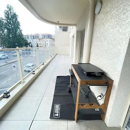 Daire Vigneulle - 3 - 6p - Grand Balcon - Proche Gare *