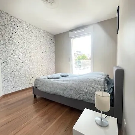 Daire Vigneulle - 3 - 6p - Grand Balcon - Proche Gare *